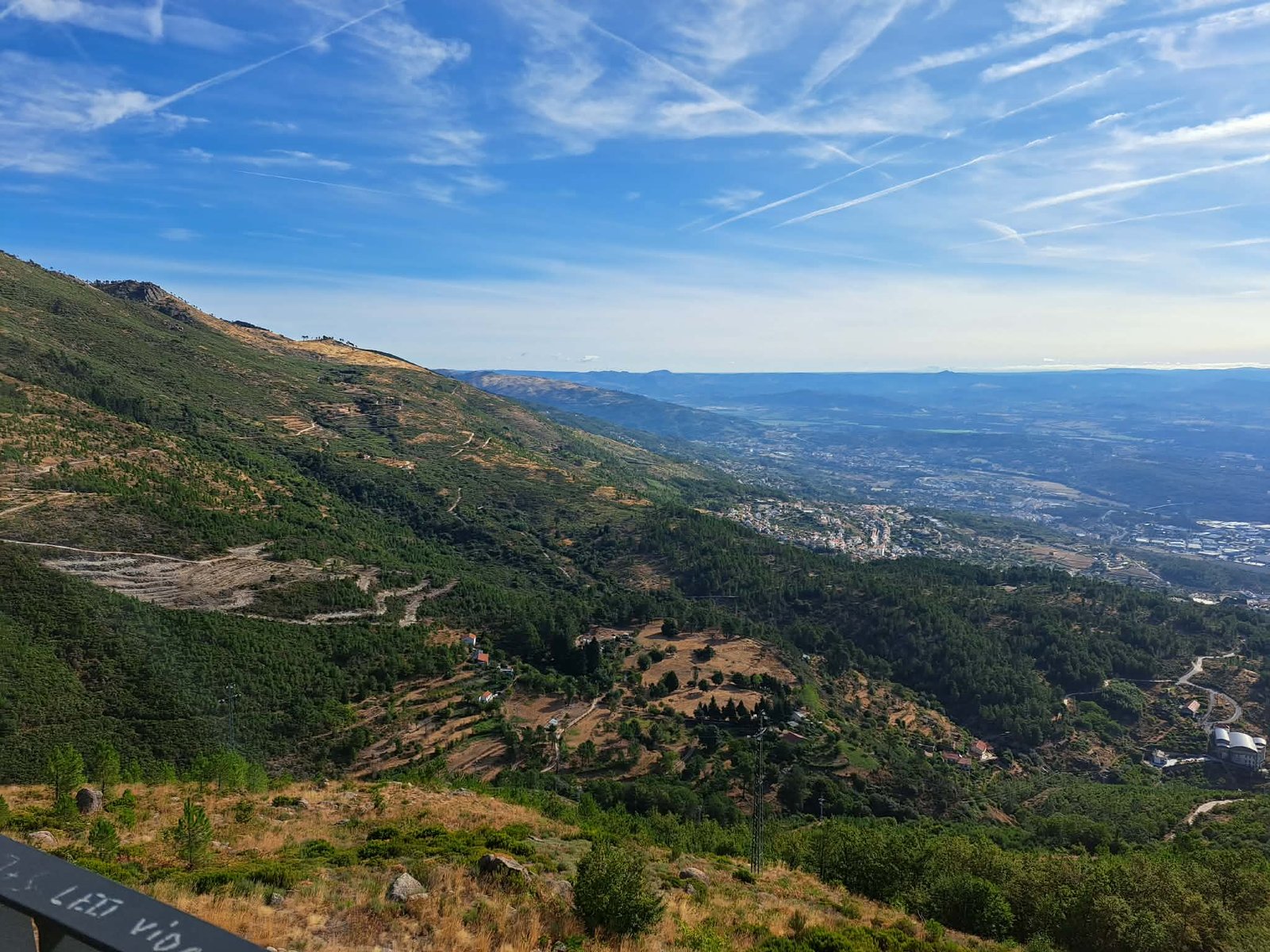 Services 66d5804f e731 4cab ae19 7431e8f8c244